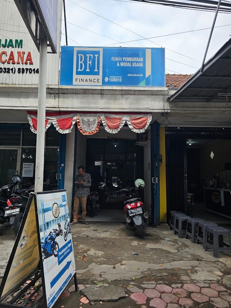 BFI Finance BFI Finance Mojosari